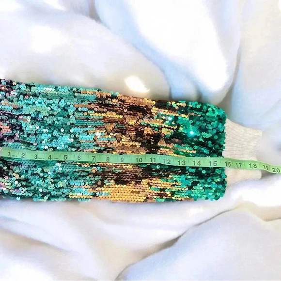 083 Wishlist | NWT White Pullover Sweater with Sequin Ombre Sleeves (Size S/M) - Picture 10 of 16